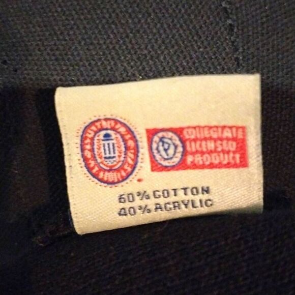 Boston Bruins Beanie by Top of the World Black and Gold Winter Must Have. - Picture 7 of 9